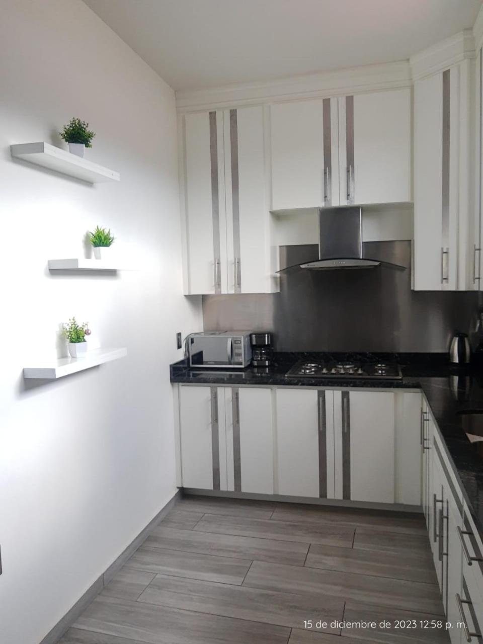 דירות מסמיטלה Departamento Glorieta מראה חיצוני תמונה