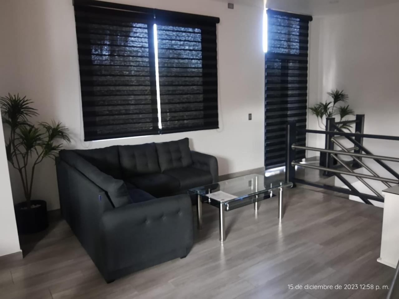 דירות מסמיטלה Departamento Glorieta מראה חיצוני תמונה